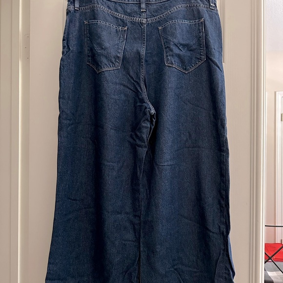 Hudson Holly Wide Leg Cropped Jeans - Picture 2 of 8